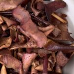 Chips di bucce di mela al forno con zucchero di canna